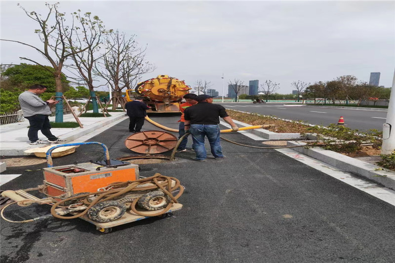 齐干却勒街道污水池为什么要定期清理