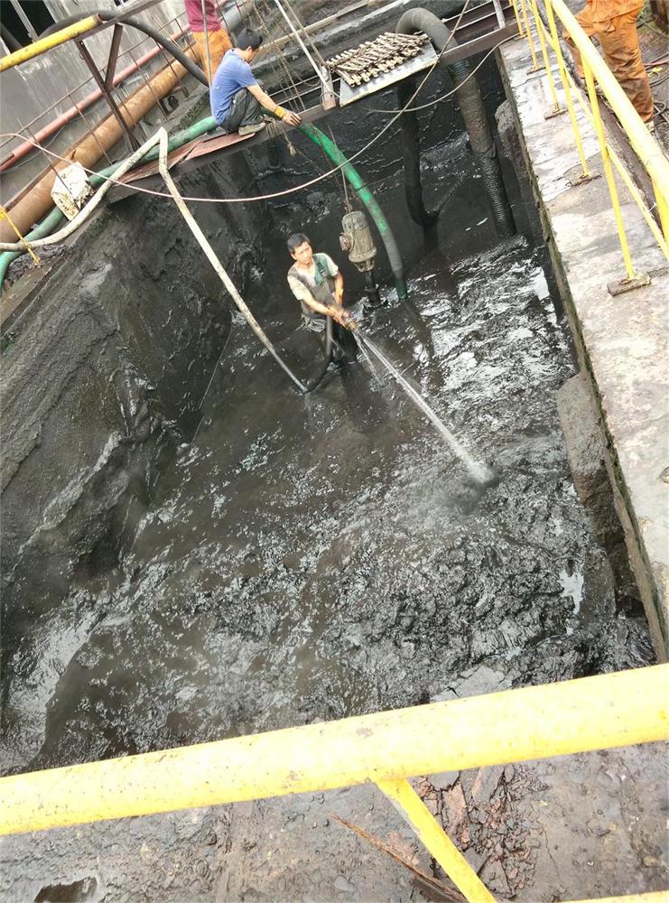 齐干却勒街道沉淀池清掏-污水池清理
