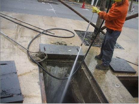 齐干却勒街道池底污泥如何清理