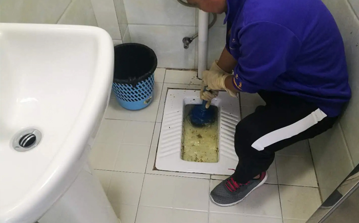 齐干却勒街道疏通蹲坑